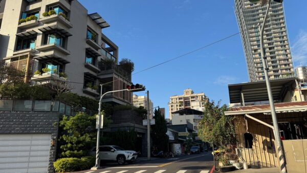 年初賣房、年底買回來：他為什麼一點都不怕房價跌？ | M傳媒